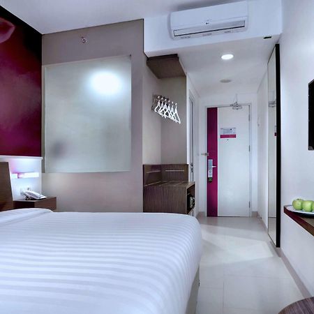 דפוק Favehotel Margonda מראה חיצוני תמונה
