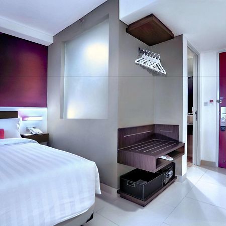 דפוק Favehotel Margonda מראה חיצוני תמונה