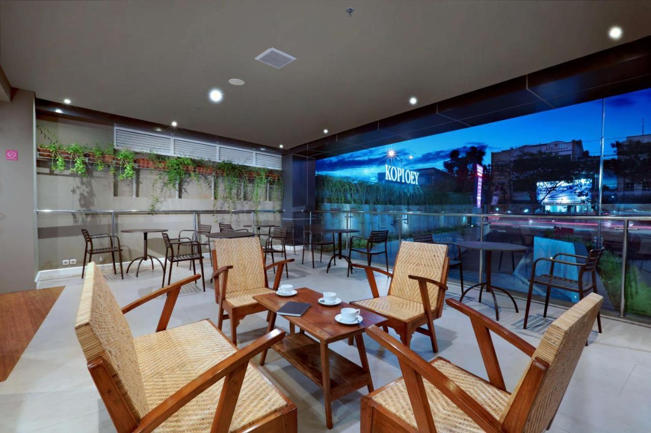 דפוק Favehotel Margonda מראה חיצוני תמונה